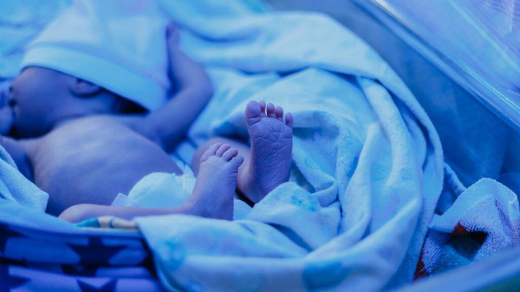 Unlocking the Benefits: LED Phototherapy Units for Newborns