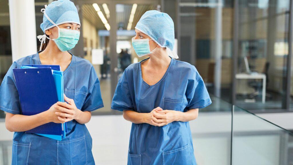 Medical Gowns & Aprons: Enhancing Safety, Protection, and Infection Control