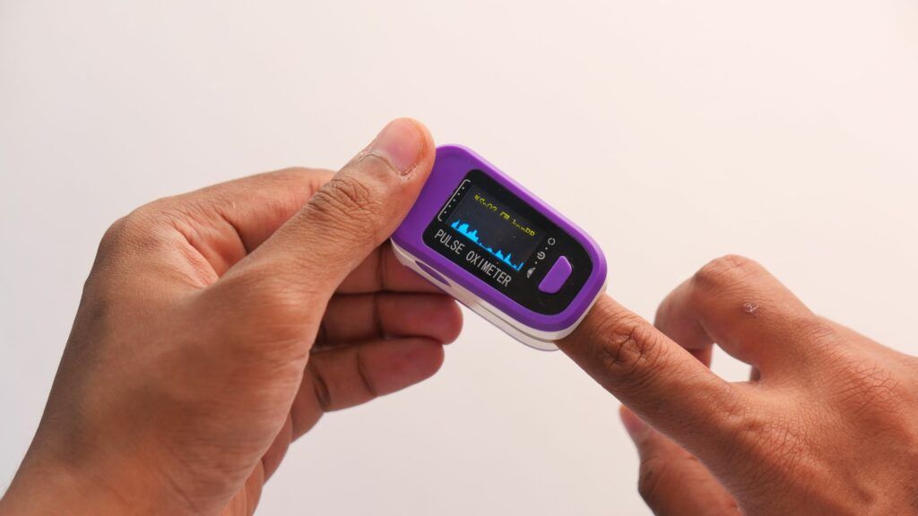 A Handbook on Pulse Oximeters: Different Types, Features, and Their Benefits for Your Health.