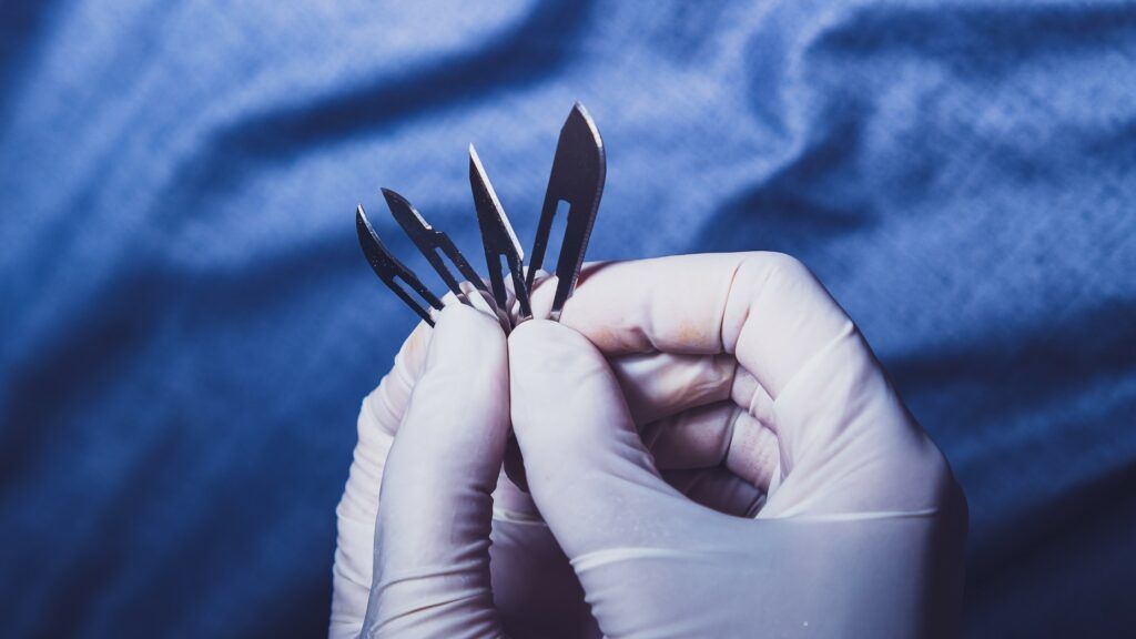 Sharper, Safer, Smarter: Navigating the World of Medical Blades, Knives & Keratome